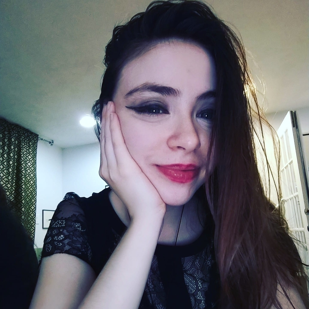 Meet your Posher, Laura